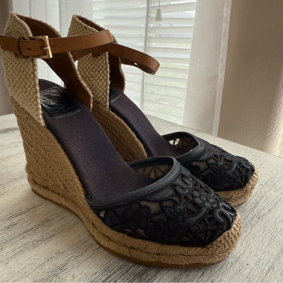 Tory Burch Navy Lace Lucia Espadrille Wedges size 6.5M - Picture 9 of 9